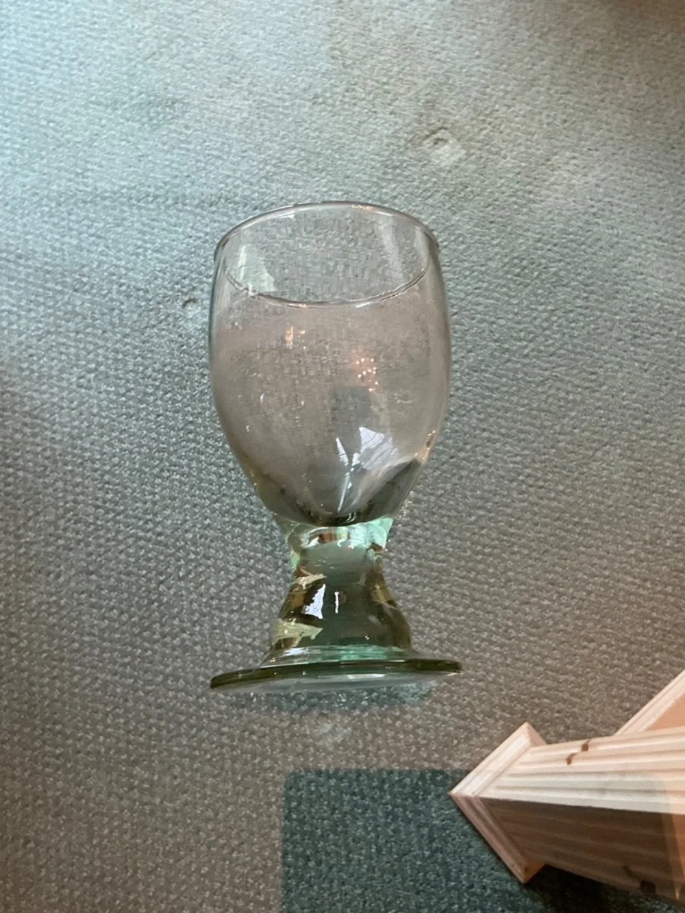 4 Crate&Barrel Barcelona Spanish Blown Goblet in Green